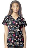 WonderWink Womens Sporty Print V-Neck Scrub Top WonderWink Womens Sporty Print V-Neck Scrub Top