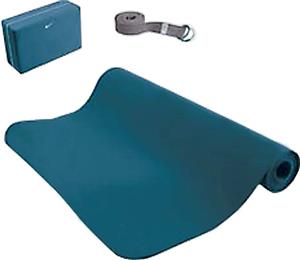 NIKE Essential Yoga Kit