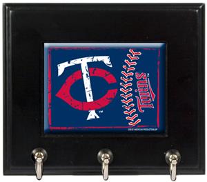 MLB Minnesota Twins Wood Keyhook Rack