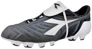 Diadora Maracana RTX 12 Soccer Cleats - Blk/Wht
