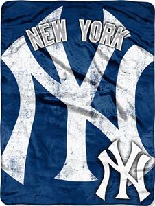 Northwest MLB Yankees Triple Play Micro Throw