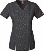 Dickies Women's Jr Fit Camo-Kazee V-Neck Scrub Top Dickies Women's Jr Fit Camo-Kazee V-Neck Scrub Top