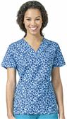 WonderWink Womens Sporty Print V-Neck Scrub Top WonderWink Womens Sporty Print V-Neck Scrub Top