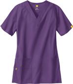 WonderWink The Bravo Lady Fit V-Neck Scrub Top WonderWink The Bravo Lady Fit V-Neck Scrub Top