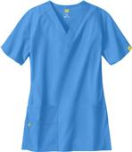 WonderWink The Bravo Lady Fit V-Neck Scrub Top WonderWink The Bravo Lady Fit V-Neck Scrub Top