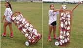 Soccer Wall Big Red Madrid Soccer Ball Cart Soccer Wall Big Red Madrid Soccer Ball Cart