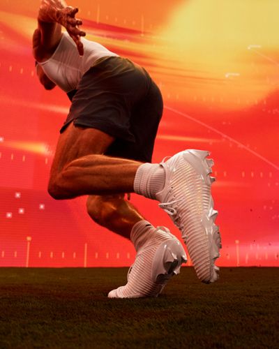 アンダーアーマー ブラー プロ フットボール クリート 3028220-100 UA Blur Pro Men's Football Cleats | Under Armour