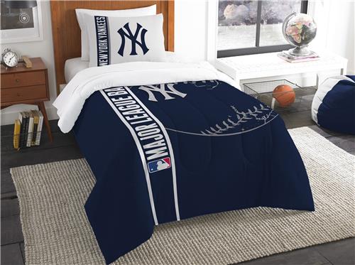 Northwest MLB NY Yankees Twin Comforter & Sham