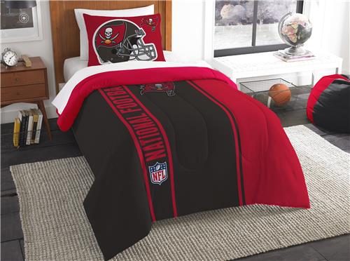 Northwest NFL Bucs Twin Comforter & Sham