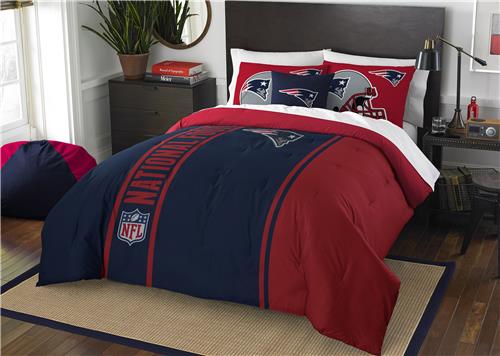 Northwest NFL Patriots Full Comforter & 2 Shams