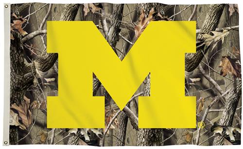 Collegiate Michigan Realtree Camo 3' x 5' Flag