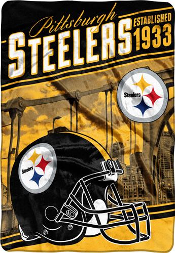 Northwest NFL Steelers Stagger Oversized Throw