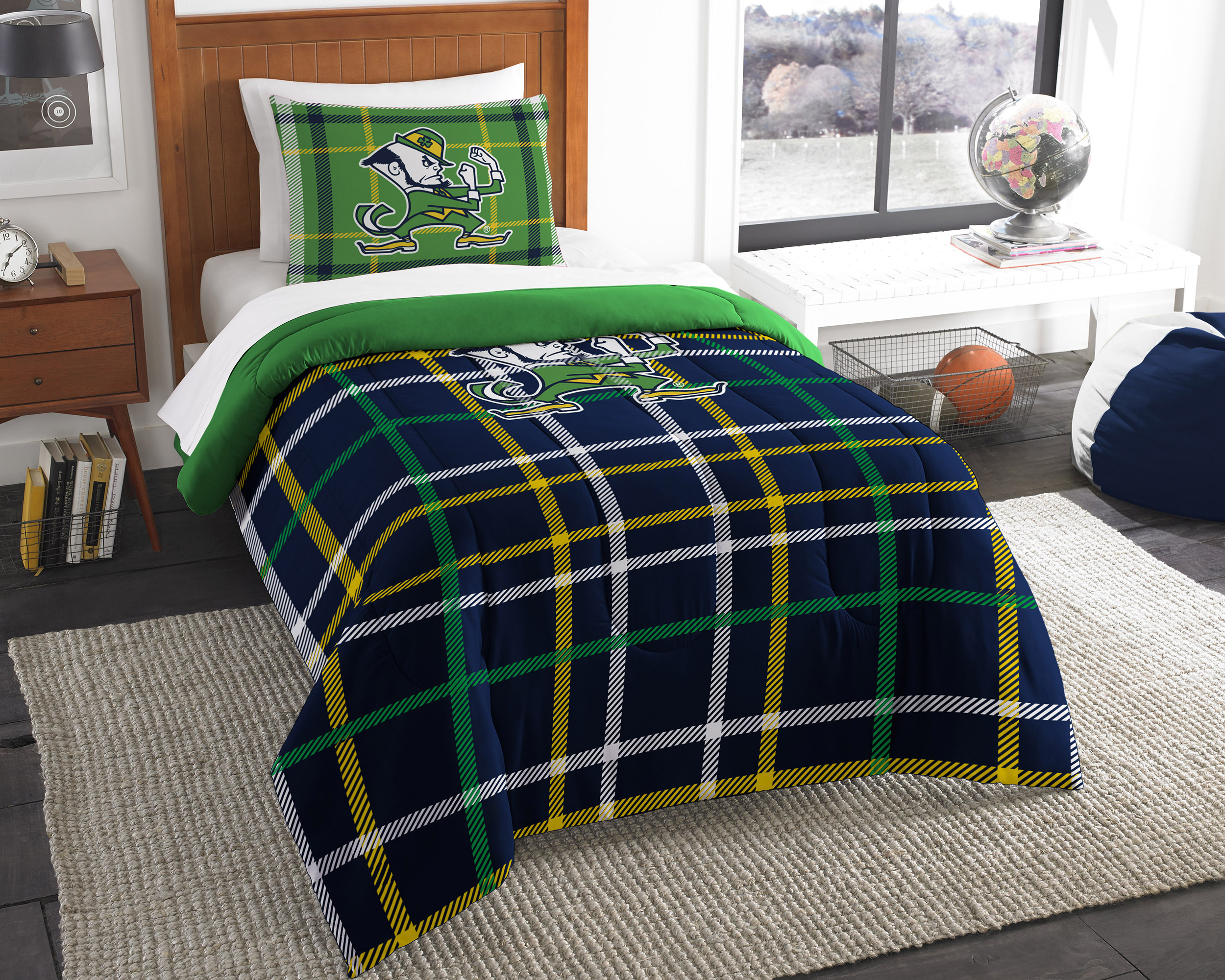 E117045 Northwest Notre Dame Soft/Cozy Twin Comforter Set