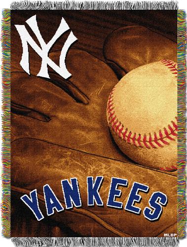 Northwest MLB Yankees Vintage Tapestry Throw