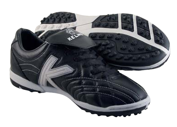 soccer training shoes