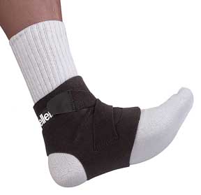 Mueller Soccer Ankle Supports - First Aid 3429