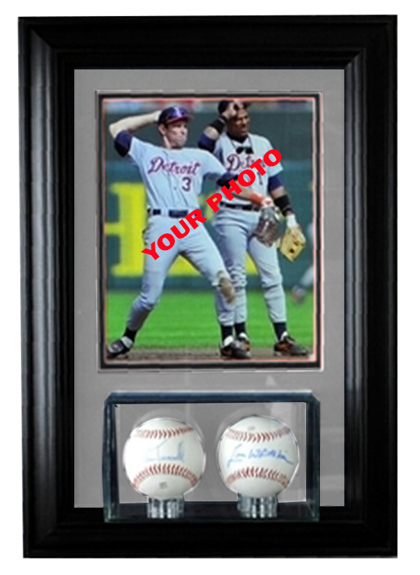 E207128 Perfect Cases Wall Mounted Double Baseball Display Case 8 x 10