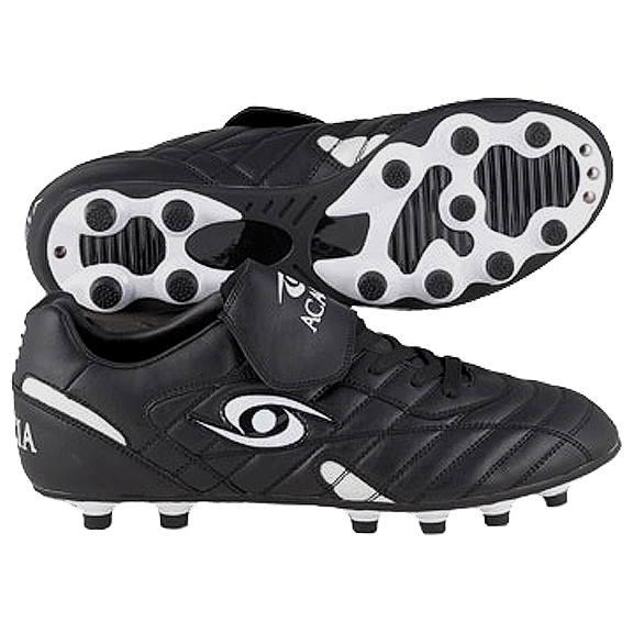 classic soccer shoes