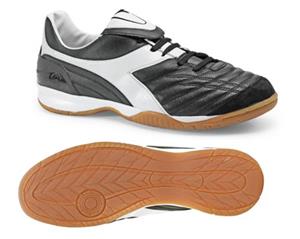 diadora indoor soccer