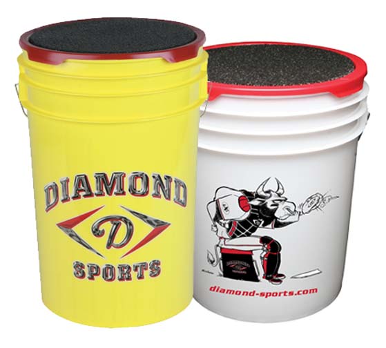 Bucket With 18 Plastic Training 12" Softballs Baseball Equipment & Gear