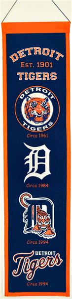 MLB - Detroit Tigers Embroidered Steering Wheel Cover