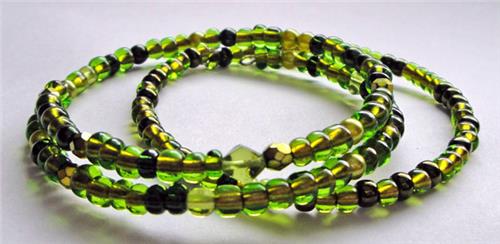 Foliage Green Glass Bead Memory Wire Bracelet