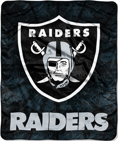 Northwest NFL Oakland Raiders Roll Out Throws