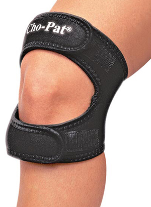 Mueller Cho Pat Dual Action Knee Strap
