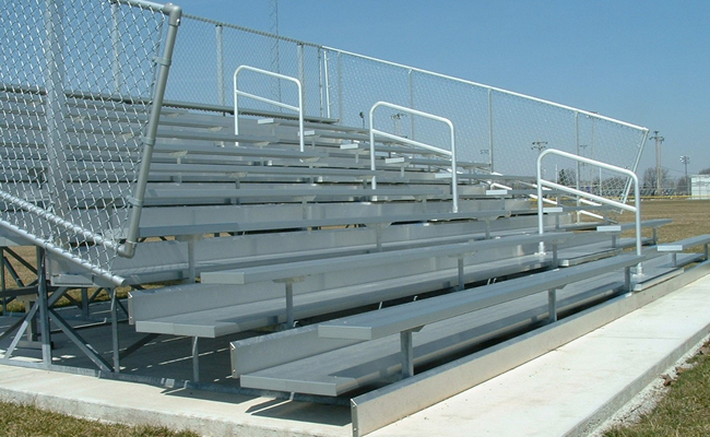 E139500 NRS 10 Row National Series Deluxe Bleachers w/Aisles Chain-link ...