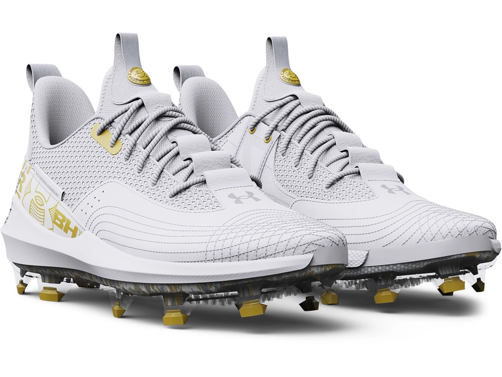 E195947 Under Armour Men's Harper 7 Low Elite Thermoplastic