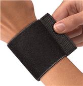 Mueller Elastic Wrist Support With Loop